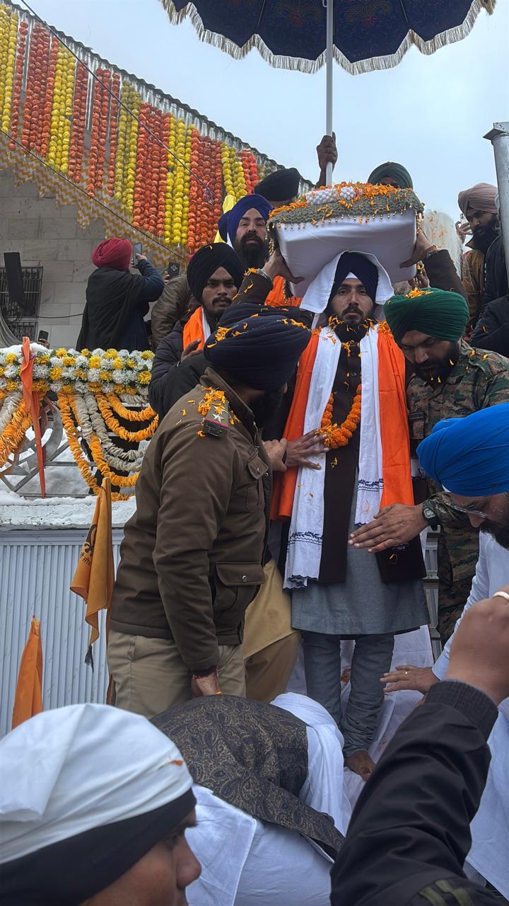 देवभूमि उत्तराखंड पवित्र स्थान श्री हेमकुंड साहिब गुरूद्वारा के शीतकाल के लिए बंद हुए कपाट